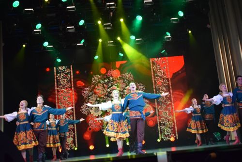 Әниләрнең йөрәк җылысы. Әниле кеше – иң бәхетле кеше. Гомеребез буе аналарга игелек кылсак та, әниләр каршындагы бурычыбызны үтәп бетерә алмыйбыз