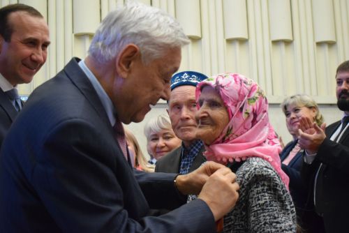 Фарид Мухаметшин вручил медали ветеранам района