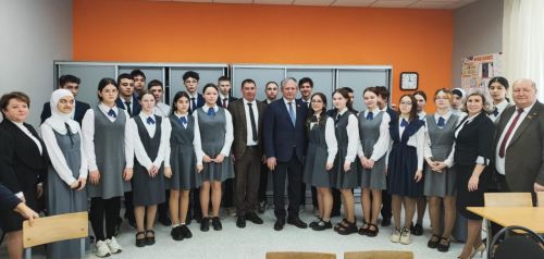 Ватанга хезмәт итү – изге эш