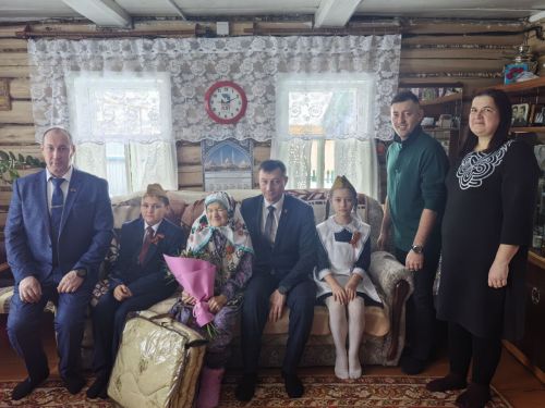 Труженикам тыла вручили юбилейные медали