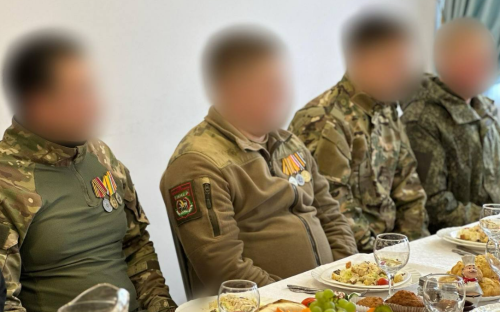 Камил Нәҗмиев хәрбиләр белән очрашты