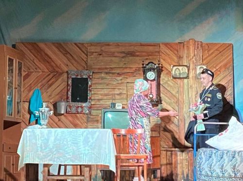 Күзкәй авылының «Нур» халык театры коллективы премьерасын күрсәтте