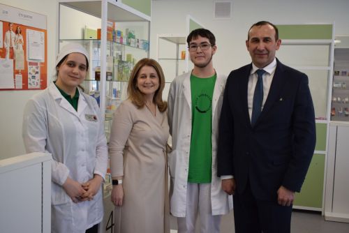 Медицина көллияте булачак табибларны сәламләде