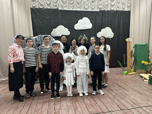 «Театр – безнең киләчәк көннәребез өчен файдалы вә өметле бер нәрсә», Г. Тукай.