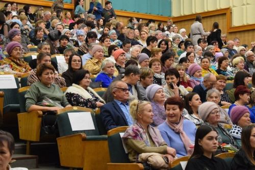 8 марта  - в ДК «Энергетик» провели праздник