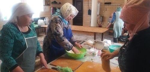 Жители д.Кулушево приготовили домашнюю лапшу для отправки в зону СВО