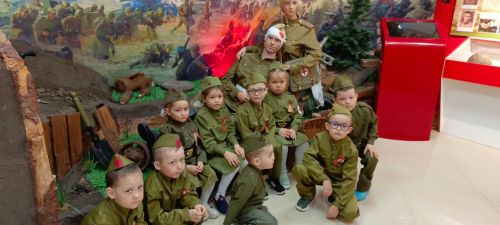 Музейга зур экскурсия