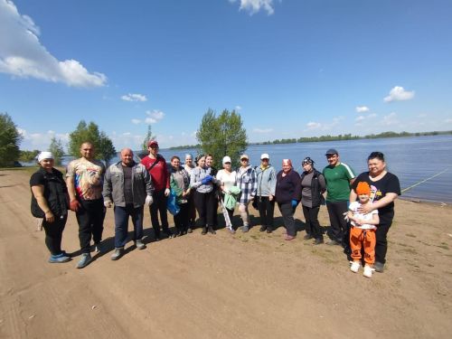 Бәтке авылы халкы Кама ярын чистарту буенча экологик акция үткәрде