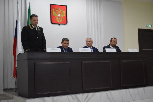 Радик Фәрит улы Зиннәтов Тукай район судын җитәкләде