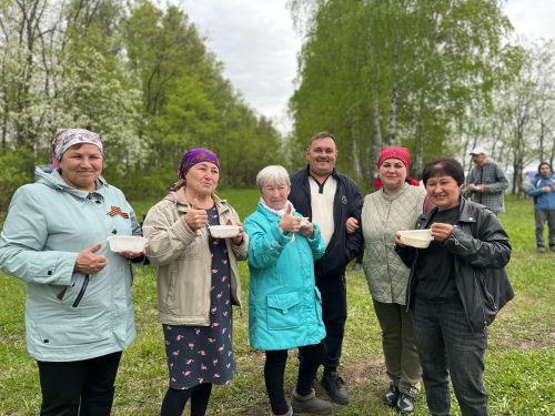80 лет Великой Победе: память, концерт и фронтовая каша в деревне Авлаш