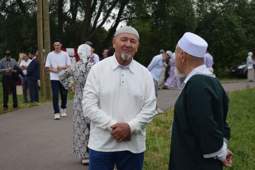 Инсаф хәзрәт Сәүбәнов имам-мөхтәсиб итеп яңадан сайланды
