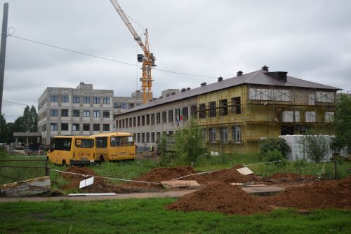 Эшләр график буенча бара