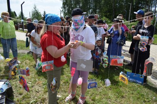 «Солнечный» паркында балачак бәйрәме узды