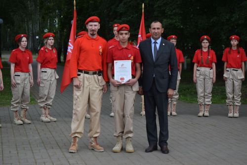 Помним героев – поддерживаем бойцов