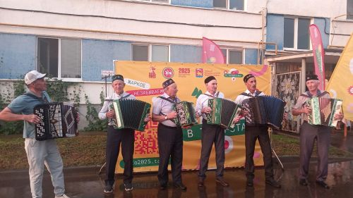 Барысы да ишегалдыннан башлана – яхшы күршелек тә!