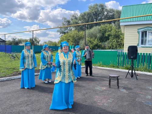 Торнаташ авылында - «Кичке уен»