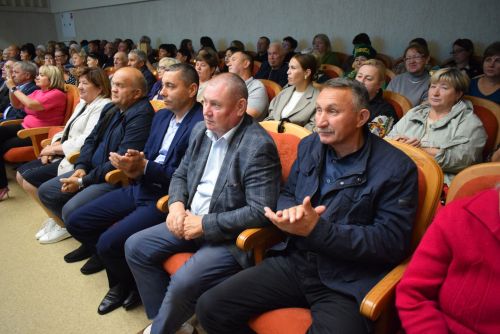 Программа «Наш двор» объединила жителей поселка Новый и преобразила Тукаевский район