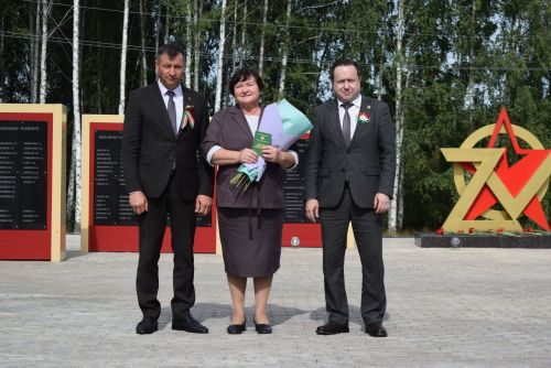 Иң яхшыларыбыз: җирлек башлыклары һәм педагог республика бүләкләренә лаек булды