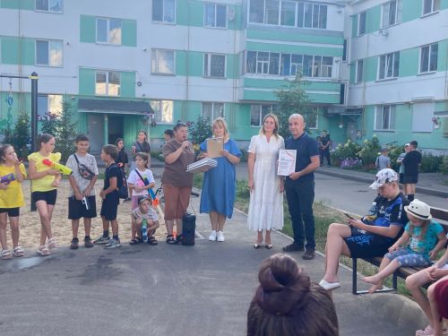 Дворовые «Весёлые старты» объединили жителей Бетьков в дружную команду