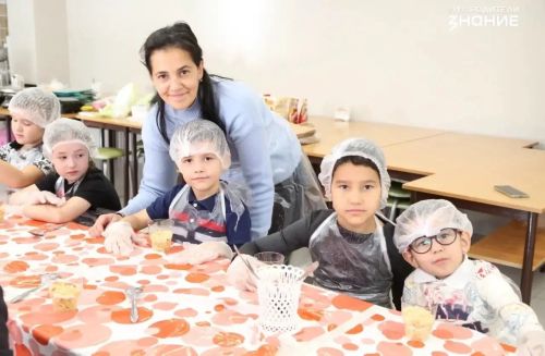 В школе поселка Круглое Поле прошел кулинарный мастер-класс в рамках проекта «Ты не один»
