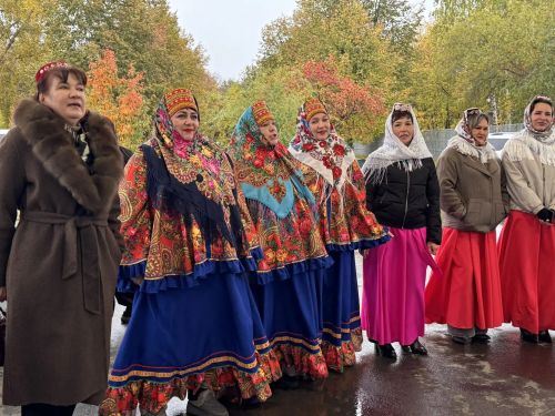 На стадионе «Строитель» прошла праздничная ярмарка