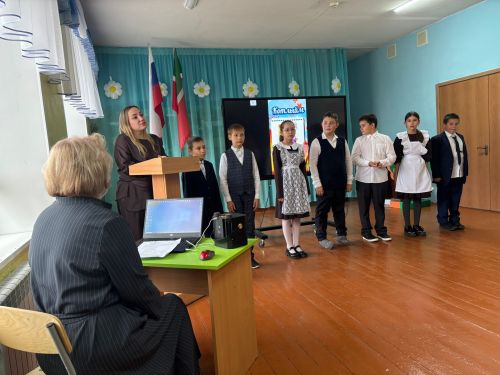 В Мусабай-Заводской школе прошёл концерт ко Дню учителя
