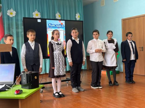 В Мусабай-Заводской школе прошёл концерт ко Дню учителя