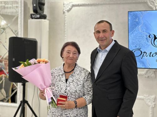 В Тукаевском районе ветераны муниципальной службы встретились с Камилем Назмиевым