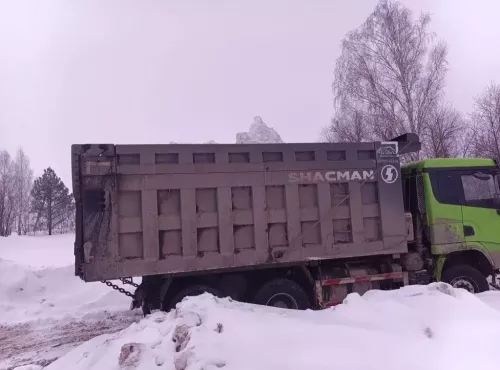Сосновый Бор тирәсендә законсыз кар чүплеге ачыкланды