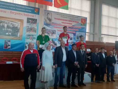 Көрәшче призлы урын яулады