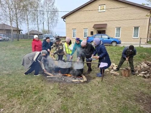 Боерган халкы язны кайнар ботка белән каршы алды