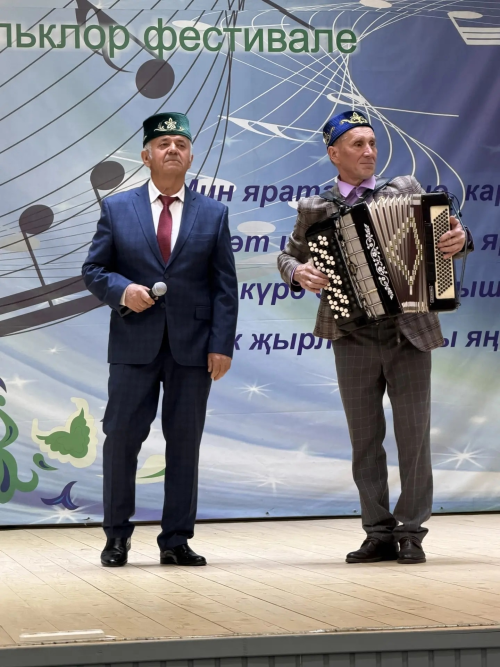 Яңа Бүләктә олы җыр бәйрәме узды