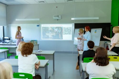 «Зәңгәр вагон» балалар бакчасы Чаллыдагы республика киңәшмәсендә үз проектын тәкъдим итте