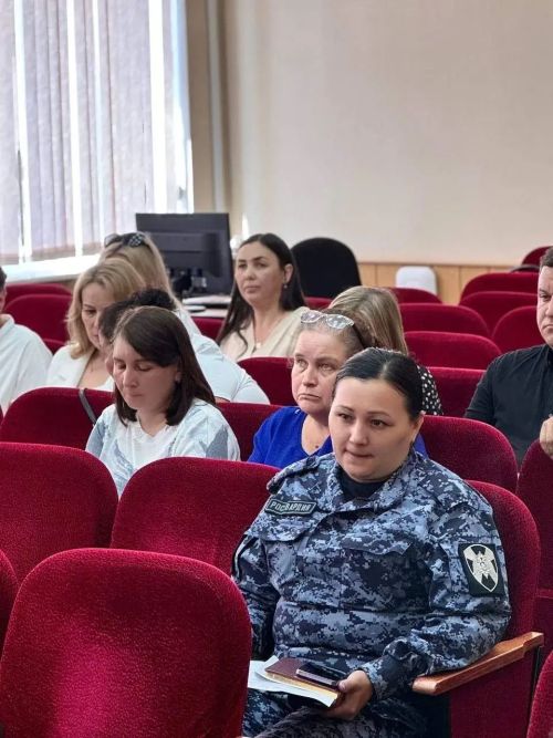 Руководство «Саулык» пожаловалось властям на падающие деревья вдоль трассы к лагерю