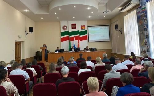 Состоялось расширенное заседание комиссии по делам несовершеннолетних
