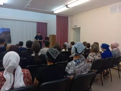 Ильнар Каюмов провел урок безопасности в селе Семекеево