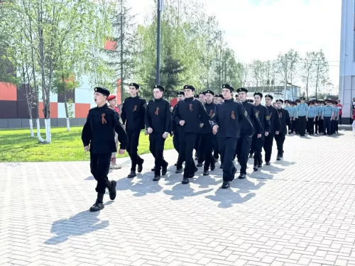 В поселке Новый прошел торжественный парад поколений