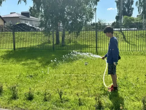 Школьники района открыли сезон летнего трудоустройства