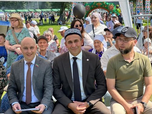 Тукай районы делегациясе Төмәндә Сабантуй бәйрәмен гөрләтте