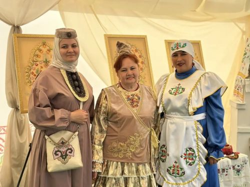 Тукай районы делегациясе Төмәндә Сабантуй бәйрәмен гөрләтте