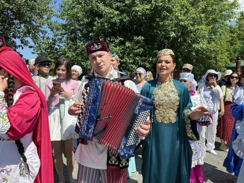 Тукай районы делегациясе Төмәндә Сабантуй бәйрәмен гөрләтте