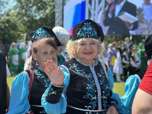 Тукай районы делегациясе Төмәндә Сабантуй бәйрәмен гөрләтте