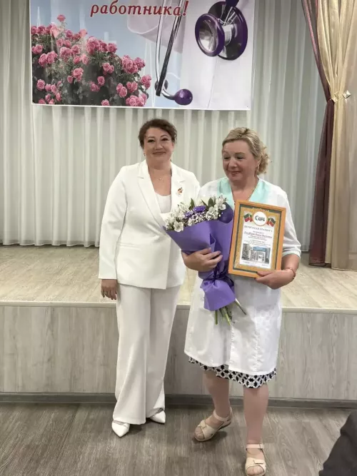 Тукай үзәк район хастаханәсендә Медицина хезмәткәрләре көненә багышланган бәйрәм концерты узды