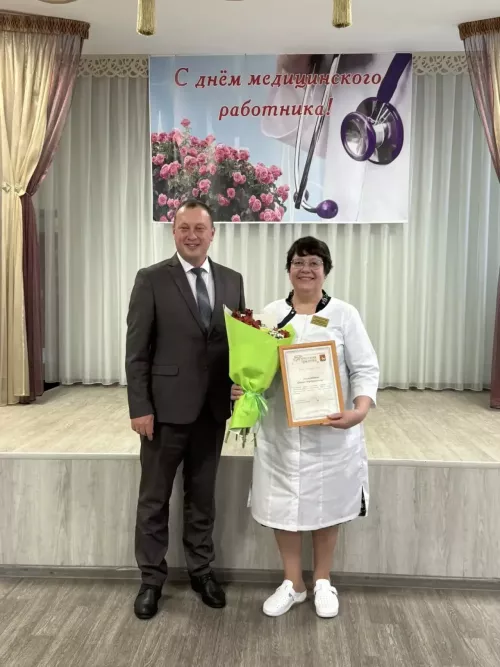 Тукай үзәк район хастаханәсендә Медицина хезмәткәрләре көненә багышланган бәйрәм концерты узды