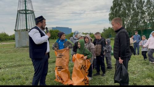 В Круглом Поле у мечети «Газизулла» провели масштабный семейный праздник для сельчан
