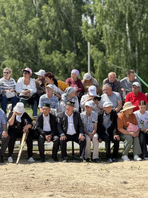 Кече Шилнәдә Сабантуй тәүге тапкыр яңартылган паркта уза