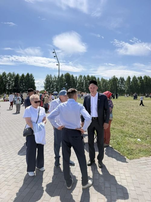 Кече Шилнәдә Сабантуй тәүге тапкыр яңартылган паркта уза