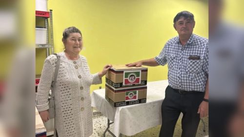 «Добро.Центр» хезмәткәрләре СВОдагы хәрбинең әти-әнисе белән очрашты