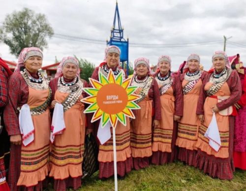 «Борды» ансамбле республика бәйрәмендә лауреат дәрәҗәсен яулады
