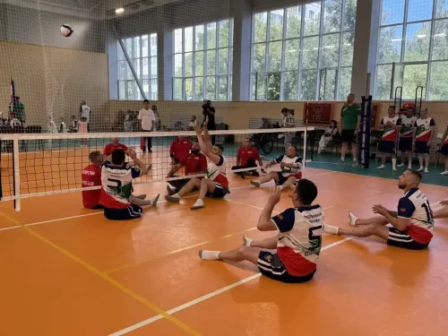 Сборная «Феникс» выиграла республиканский турнир по волейболу сидя среди ветеранов СВО